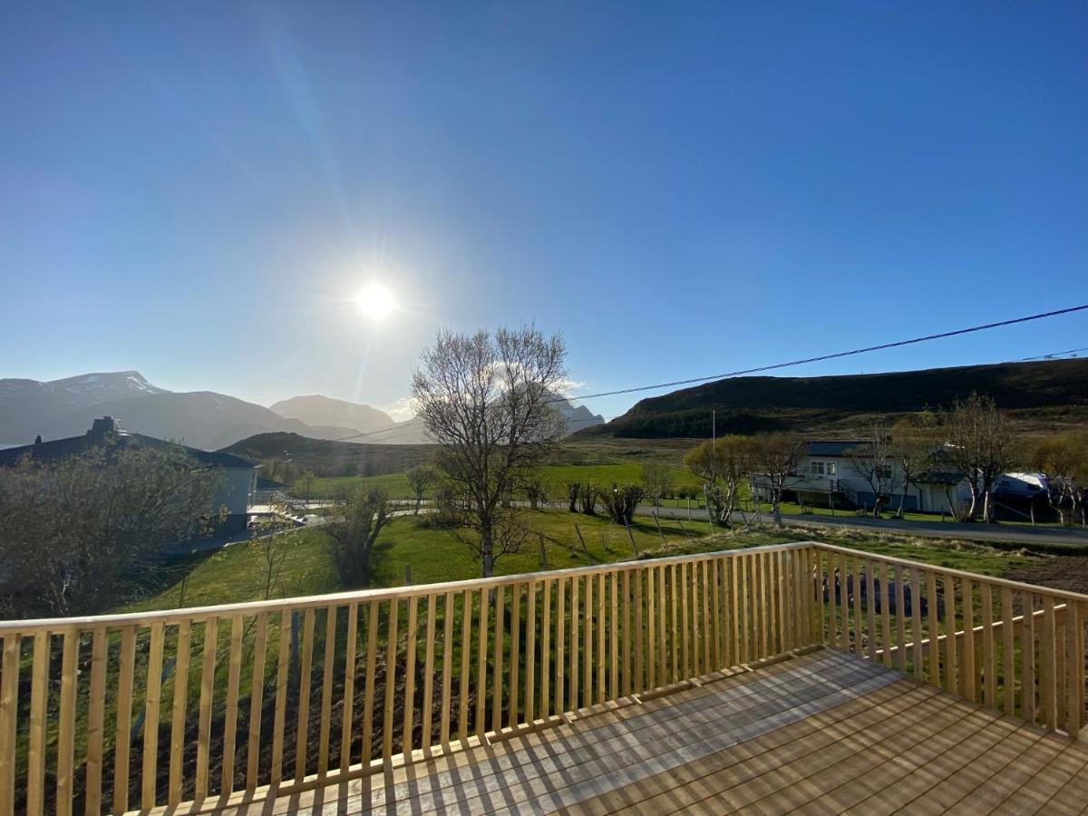 Villa Med Jacuzzi Og Nydelig Utsikt Gravdal  ภายนอก รูปภาพ