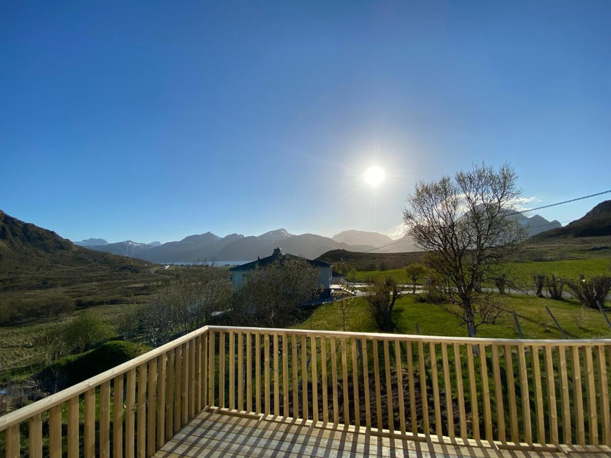 Villa Med Jacuzzi Og Nydelig Utsikt Gravdal  ภายนอก รูปภาพ