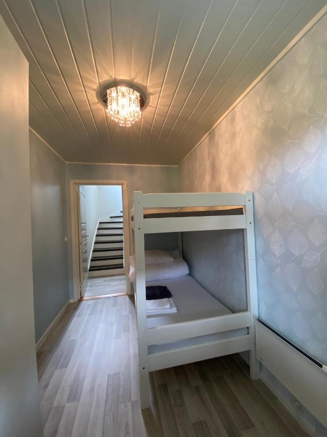 Villa Med Jacuzzi Og Nydelig Utsikt Gravdal  ภายนอก รูปภาพ